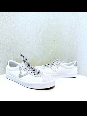 Vans Metallic Vintage Suede Marshmallow Silver Unisex Sneakers Sz W 8.5 M 7 NEW